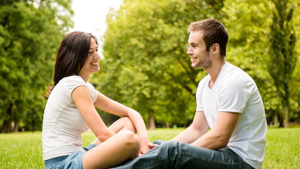 8 Great First Date Questions You Should Ask